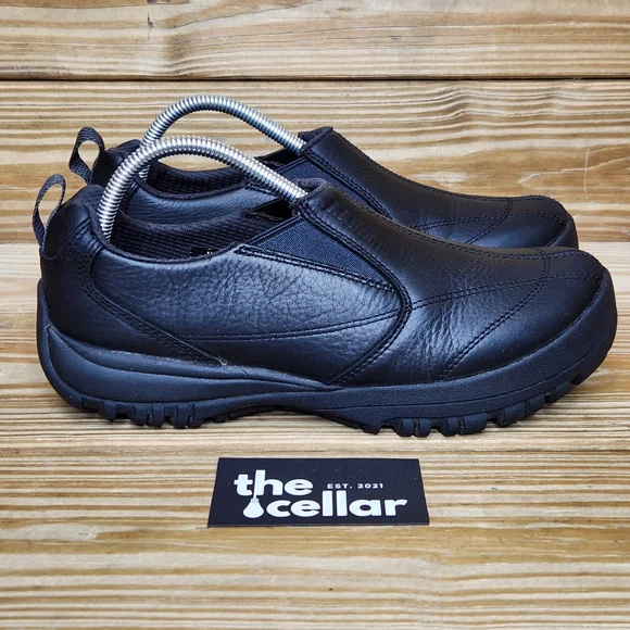 L.L. Bean | Shoes | Llbean Mens 85m Black Leather Slip On  display picture 1